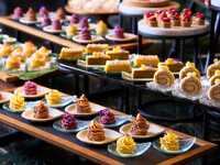 選べるメイン、オードブル＆丹波栗モンブランとフルーツスイーツブッフェ