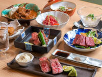 [YOUZUKI] Eight exquisite dishes made with Japanese Black beef and seasonal seafood: Hand-rolled sea urchin, straw-grilled bonito, and charcoal-grilled chateaubriand