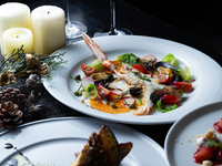 【12/20・21限定★Special Christmas Dinner Course】3種のアミューズやメインの京鴨ロースなどシェフお任せのお料理全5皿！フリーフローのドリンク付きスペシャルコース！  