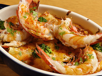 土曜日・祝日限定【イベリコ豚・国産地鶏・オマール海老】＋選べるワンドリンク＋お土産付き