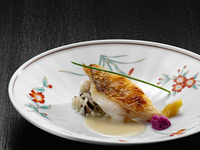 冬の特別昼懐石｜甘鯛の鱗焼きと厳選牛ヒレステーキ60g