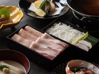 【毛蟹付き】鹿児島黒豚会席D（毛蟹酢ハーフなど全7品）