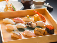 Sushi Chef's Choice 12Pieces (Lunch Only)