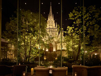 ＜土日祝＞『キャンドルシート窓際席確約アリスのストロベリーアフタヌーンティー』“不思議の国のアリス”の甘いお茶会へ誘う！マリアージュフレール1杯＋その他ドリンクお替り自由　12月26日（金）～