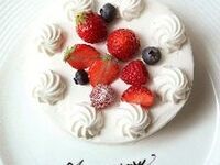 窓側席【誕生日・記念日】アニバーサリーケーキ付！国産牛フィレ厳選食材など豪華フルコース！乾杯ドリンク付