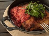 【工作日午餐】主厨精心挑选的半份套餐+饮品自助（仅限堂食座位）