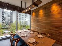 【개인실 확약 점심/평일 한정】 제철 식재료를 사용한 호화 풀 코스 + 카페 프리 (최대 3H 이용 가능)