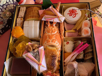 [In-store pickup] Three-tiered 8-inch New Year's feast, 25.0 x 25.0 cm