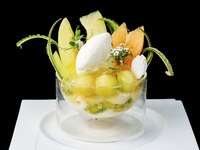 【休日】恋人メロンとマスクメロンのパフェ