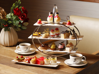 25%OFF! [Online Price] Festive Afternoon Tea 6,375 yen