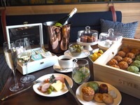 ホテルで寛ぐラウンジサービスのフリーフロープラン