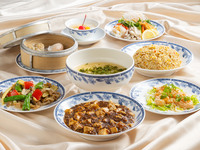 【蓮華】前菜３種類盛り合わせ、豚肉のオイスター炒めなど全8品