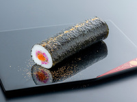 Sado-maki gold leaf decoration (1 piece)