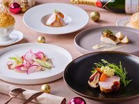 〈直前割10%OFF・2025 Xmasランチ〉乾杯スパークリングワイン付き　パイ包みスープや寒鯛のポワレ・国産牛を味わう全5品-SHIKITEI-