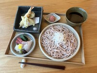 Seasonal Soba, Tempura & Sashimi Ozen 