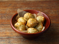 ZEPPOLINE(Fried Pizza Dough)