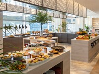 1/5～【時間無制限平日ランチブッフェ】選べるメイン＆豊富なデザートや神戸紅茶含むフリードリンク付