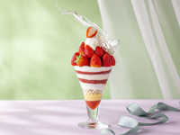 【3/1～4/30】Strings Parfait 「Strawberry & almond tofu」