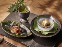 1月9日至2月28日 [巴林] 十道菜式的高級招牌套餐，選用當季新鮮食材