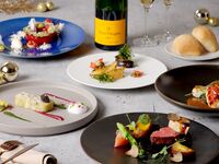 ★直前割10％OFF★【12/21限定XmasDinner】シャンパン・ヴーヴクリコ付！キャビア・メインはオマール海老や国産牛フィレ肉とフォアグラ＆トリュフのロッシー二などの高級食材を使用！全5品世界3大珍味のフルコース！