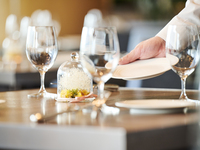 【ランチセット】乾杯ドリンク付き★丸ノ内ホテル 伝統のカレー　～国産牛使用～