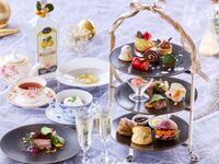 白銀のスペシャリテ＆林檎のフランベ付きアフタヌーンティーセット