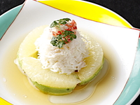Crab and avocado salad
