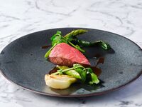 【1月限定】横浜野菜のバーニャカウダ＆メインがオマール海老＆国産牛フィレ肉が選べるランチ!