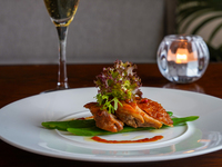 オフィシャルWEB予約限定【ランチコース】リゾート空間で楽しむ全5皿+乾杯スパークリング+窓側確約(平日限定)