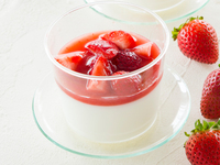 絹ごし杏仁ストロベリー