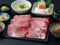 神戸牛の霜降りと、松阪牛の味わいを食べ比べ！【神戸牛＆松阪牛コース】