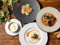 (Time Sale) [Lunch] Festive Brunch + 1 free upgrade