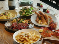 【DINNER】Botanico コース＋1ドリンク付き　赤海老のガーリックシュリンプや鹿児島茶美豚の香草ポットローストなど全8皿