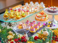 平日限定・スイーツ8種を選べるデザートワゴン付き＊メインが選べるカジュアルランチプレート