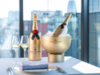 [Free flow plan including Moet & Chandon] Double main course + 2 hours free drinks