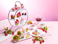 ★イチゴカラーで来店すると特典付き！VERY BERRY STRAWBERRY🍓 アフタヌーンティー＜土日祝日・1日10セット限定＞（1/10～3/1）