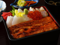 ランチ　お好み鰻重 【1/2尾+海鮮】	