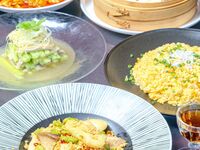 ■ 2名様よりホール席 ｜ 税込3,000円（料理のみ） ｜ サービス料・チャージ料 0円