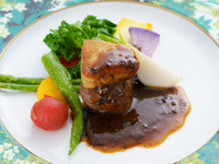 ［内側テーブル席］オマール海老とフォアグラを愉しむ特別ディナーコース