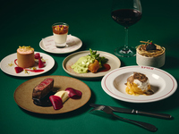 【2025 SPICA X'mas Special Dinner Course(窓側確約)】ワインペアリング&トリュフ付/国産牛のフィレ肉を使用したメインなど全6皿(直前割30%OFF)