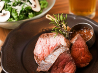 【2025年忘新年会】【2H飲み放題】クラフトビール5種含む6種！メインはチャックアイステーキの満足コース…7700yen 2名様～