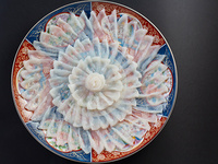 〔オプション〕ふく刺し菊盛り（4～6名様用）