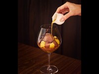 【期間限定夜パフェ】季節の果実のデザートパフェ＋シャンパン