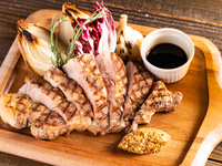 【2026新年会】【2H飲み放題】クラフトビール2種含む3種！ムール貝に白金豚のスタンダードコース…5900yen 2名様～