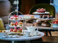 いちごのフラワーブーケアフタヌーンティー