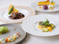 【記念日ランチプラン】マンスリーランチ＋伊勢海老ビスク＋ワンドリンク＋お祝いブーケ＋お祝いデザート