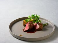 【平日】和×イタリアンのランチビュッフェ｜ローストポーク食べ放題＆国産牛ランプのビステッカ付き