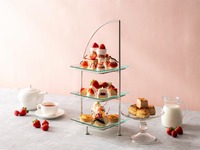 [Weekdays, Limited Seating, Time Sale] Strawberry and Milk Afternoon Tea & 25 Free Café Choices | ¥5,950