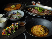 2月以降のご予約はこちら【Mitsubachiディナーコース】和牛の生春巻きやメキシカンピザ、渡り蟹のかに麺などmitsubachiの人気メニューが詰まったプラン