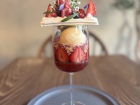 季節のフルーツパフェ【19時〜21時まで】